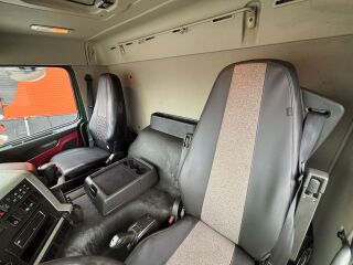 Volvo FM 450 8x4*4 338kW