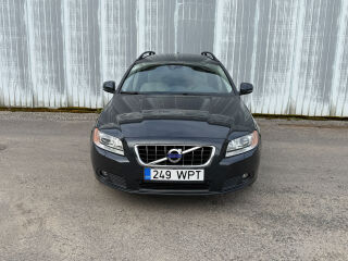 Volvo V70 Facelift Momentum 2.0 R5 D3 120kW