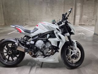 MV Agusta Brutale 800 Dragster R3 92кВ
