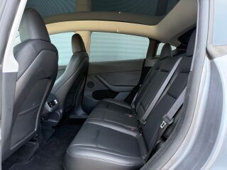 Tesla Model Y Dual Motor Performance AWD 393kW