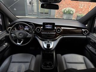 Mercedes-Benz Long 4matic black edition 2.1 140kW