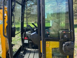 JCB 16C-1 12кВ