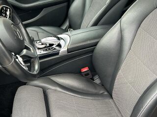 Mercedes-Benz C 220 2.0 R4 143kW
