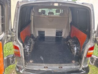 Volkswagen Transporter Long 2.5 96kW