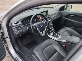Volvo V70 SUMMUM 2.0 D5 120kW