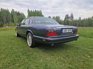 Jaguar XJ6 3.2 R6 155kW