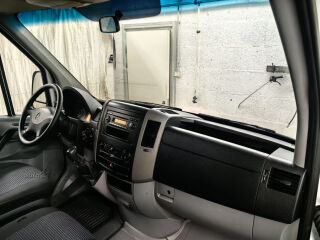 Mercedes-Benz Sprinter 2.1 110кВ