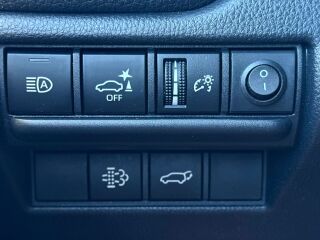 Toyota Land Cruiser SUV 2.8 D-4D Legend Technology 2.8 151кВ