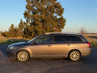 Toyota Avensis 2.2 130kW