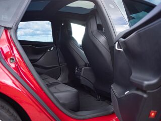 Tesla Model S 75D 384KW 158kW
