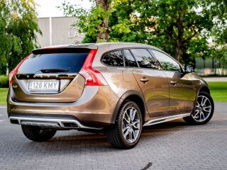 Volvo V60 Cross Country Summum 2.0 110кВ