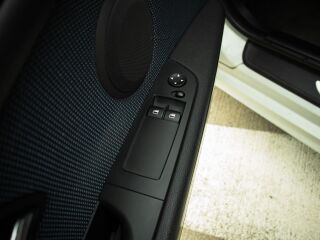 BMW 320 xDrive 2.0 R4 135kW