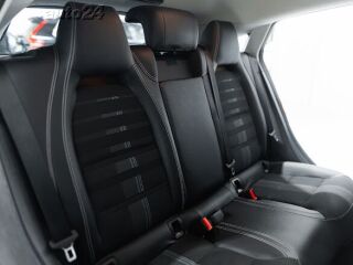 Mercedes-Benz CLA 180 1.6 X117 90kW