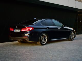BMW 530 M-Sportpakett Shadowline xDrive 3.0 R6 B57 195kW