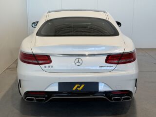 Mercedes-Benz S 63 AMG 5.5 V8 Biturbo 430kW