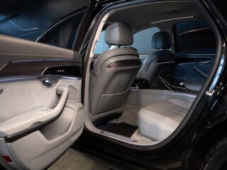 Audi A8 50 TDI L Quattro 3.0 210кВ