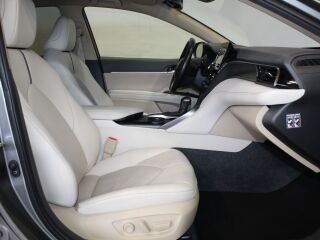 Toyota Camry Luxury Business 2.5 131кВ