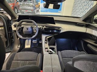Peugeot 5008 GT Hybrid 145 e-DCS6 1.2 100кВ
