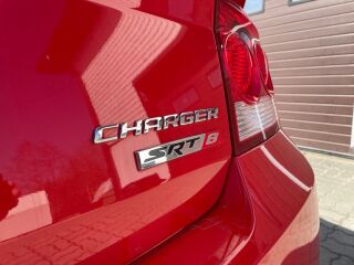 Dodge Charger SRT8/ 6.1 V8 318kW