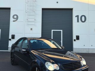 Mercedes-Benz C 240 Avantgarde 4Matic 2.6 125kW