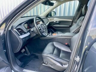 Volvo XC90 AWD Momentum PRO 7k my 2021 2.0 B5 NOVC-HEV 173kW