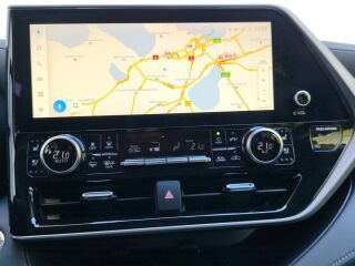 Toyota Highlander Premium 140kW