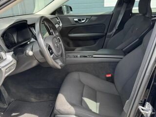 Volvo V60 AWD Momentum 2.0 D4204T4 110kW