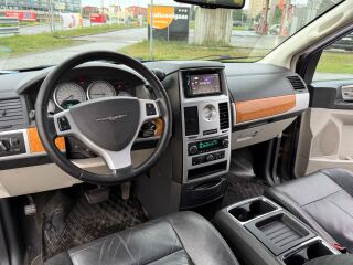 Chrysler Grand Voyager Platinum Stow&Go Limited Edition 2.8 120kW
