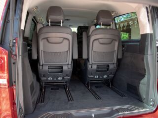 Mercedes-Benz V 300 4M Luxury Chauffeur Avantgarde Wntr Long 2.0 d 174кВ