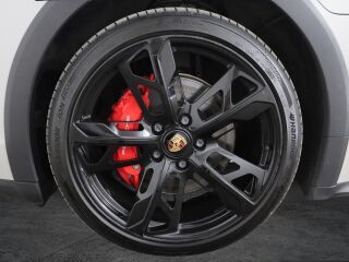 Porsche Taycan 4S 420kW