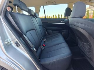 Subaru Legacy Symmetrical AWD 2.0 110kW
