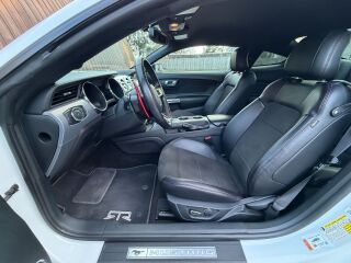 Ford Mustang GT California Special 5.0 V8 324kW