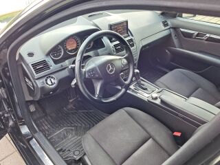 Mercedes-Benz C 220 2.1 125kW
