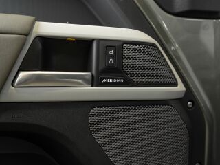 Land Rover Defender 3.0 183kW