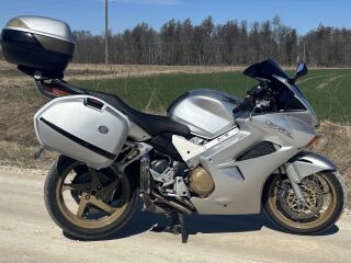 Honda VFR 800 V4 81kW