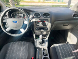 Ford Focus 1.6 74кВ