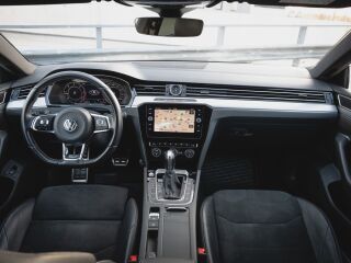 Volkswagen Arteon R-Line 4-motion 2.0 R4 140kW
