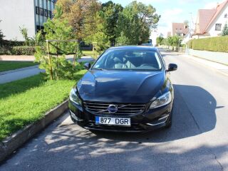 Volvo V60 Plug-in hybrid D6 2.4 PLUG IN HYBRID 158kW