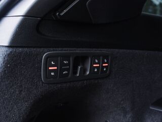 Audi Q7 Facelift 2024 S line 50 TDI quattro 3.0 210кВ