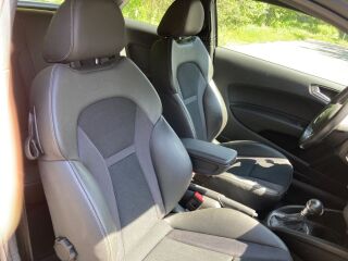 Audi A1 S-line Sportback 1.8 TFSI 141kW