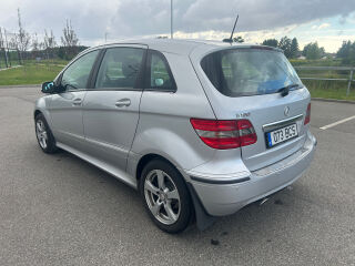 Mercedes-Benz B 180 1.7 85kW