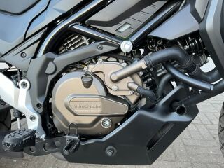 QJ Motor SVT 650 X kohvritega V2 57kW