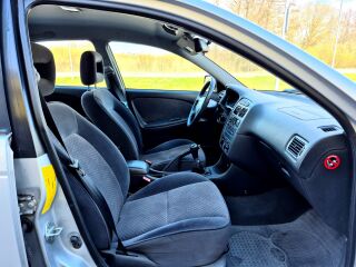 Toyota Avensis 1.6 81kW