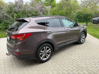 Hyundai Santa Fe 2.2 145kW