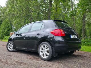 Toyota Auris 1.4 R4 VVT-i 71kW