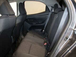 Toyota Yaris Active Plus 1.5 68кВ