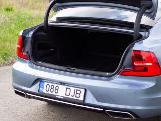 Volvo S90 Inscription 2.0 173кВ