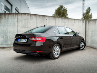 Skoda Superb Ambition Plus 2.0 110кВ