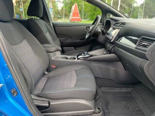Nissan LEAF N-Connecta 90kW