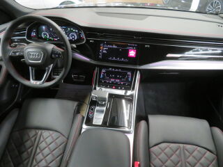 Audi Q8 SUV S line 55 TFSI e quattro 3.0 250kW